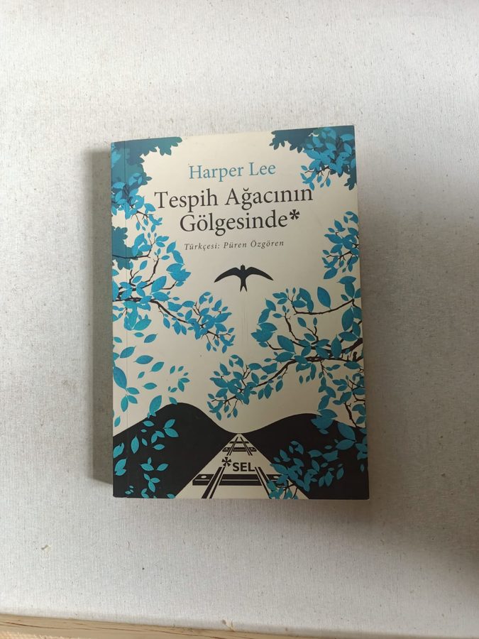Tespih tesbih Ağacının Gölgesinde