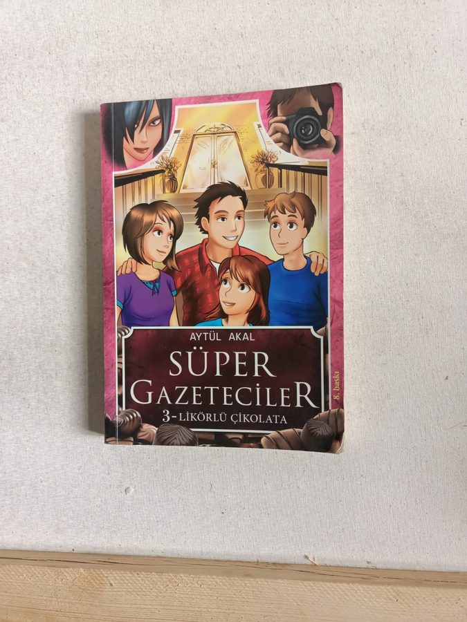 Süper Gazeteciler Likörlü Çikolata