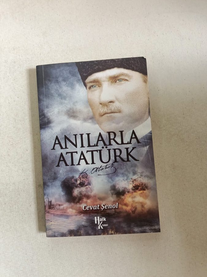 Anılarla Atatürk - Cevat Şenol