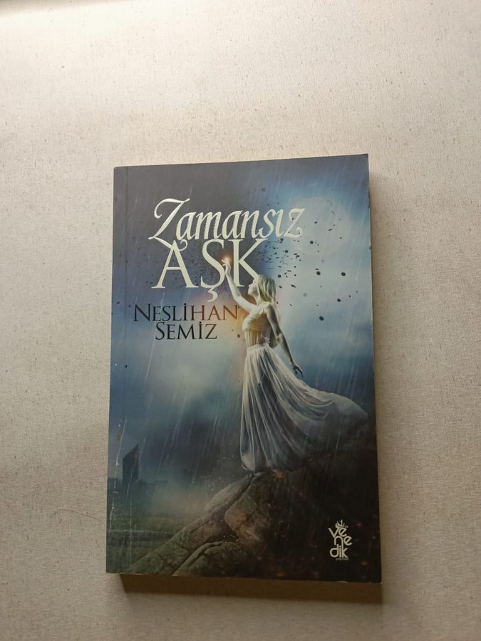 Zamansız Aşk